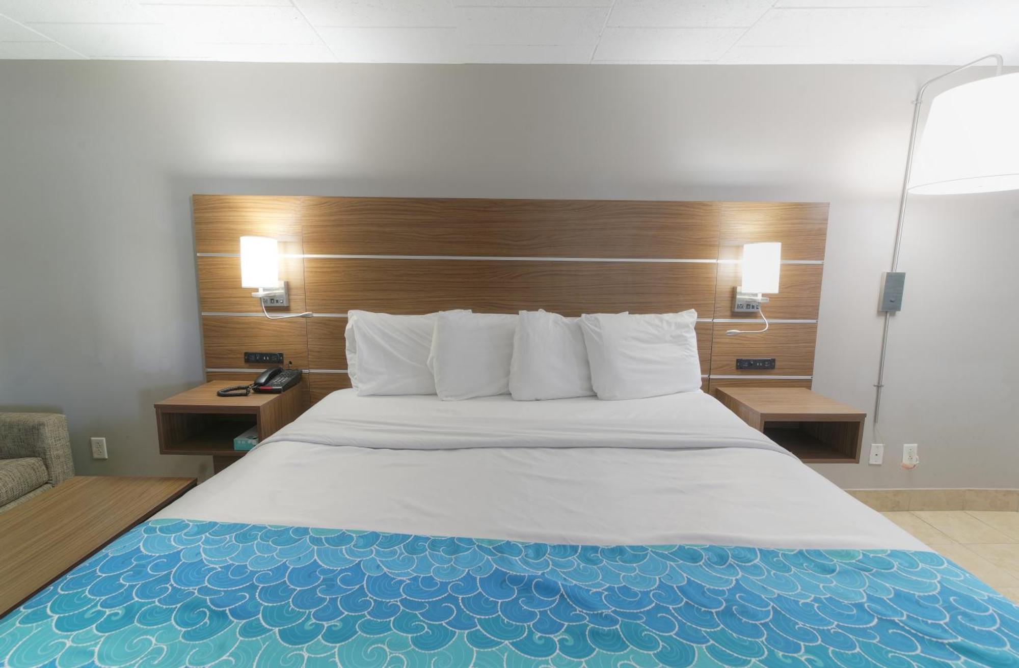 ホテル Oceans 2700 バージニアビーチ エクステリア 写真